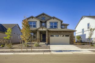 Ashbrook - Ledge Rock - The Monarch Collection: Johnstown, Colorado - Lennar