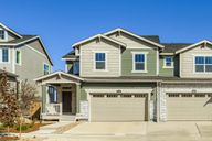 Parterre - Paired Homes por Lennar en Denver Colorado