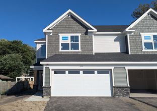Raleigh - Pioneer Commons - Liberty Collection: Little Canada, Minnesota - Lennar