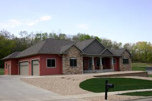 Lifetime Design Homes LLC por Lifetime Design Homes LLC en La Crosse Wisconsin