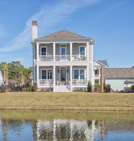 The Seabrook Model - Double Front Lakeview Porches