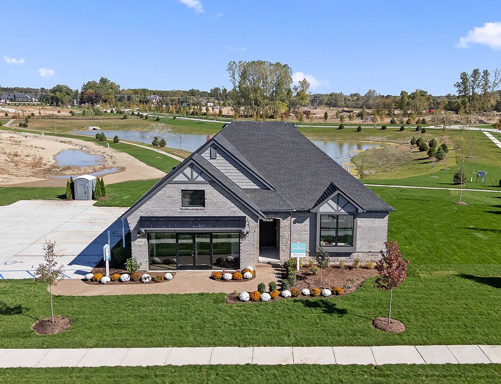 Preston Corners Villas - Shelby Township, MI