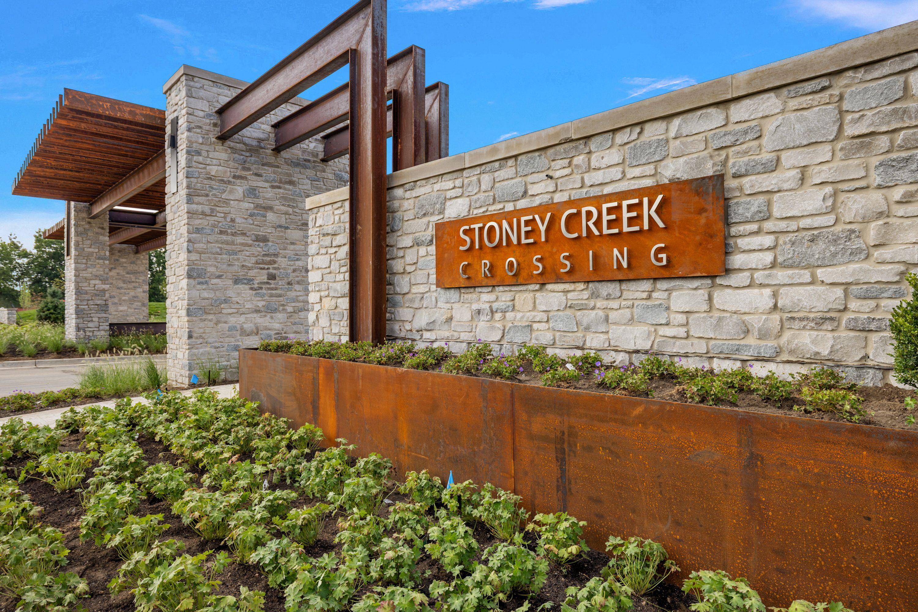 casa en Stoney Creek Crossing por Lombardo Homes Michigan