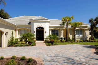 Ocean Hammock por Machin Design Builders en Daytona Beach Florida