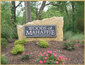 Woods of Mahaffie por Mackey Custom Homes en Kansas City Kansas