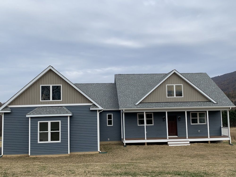 casa en MB Builders. por MB Builders.