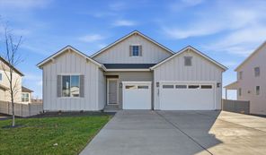 1301 White Cliffs Street (Darius)