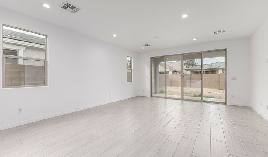 5410 W. Royal Palm Road (Peridot)