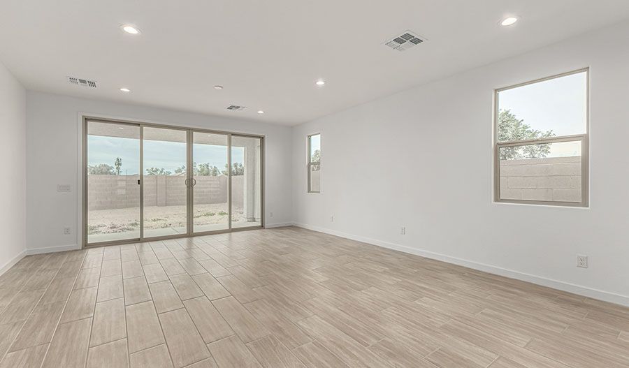 5423 W. Royal Palm Road (Peridot)