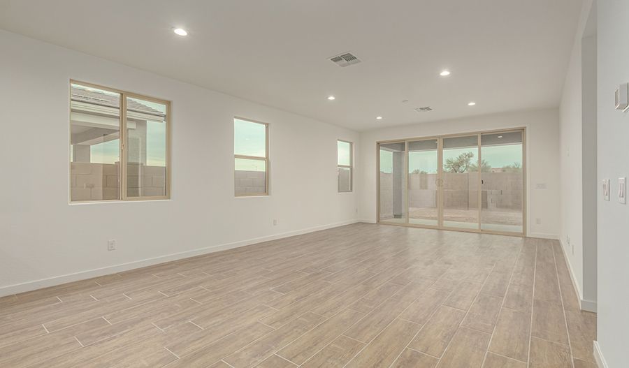 8030 W. Granada Road (Sapphire)