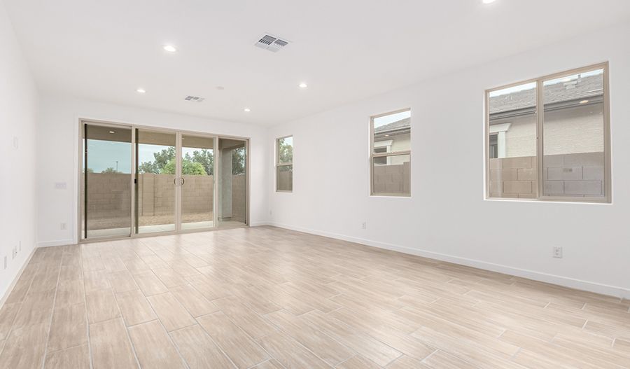 8018 W. Granada Road (Sapphire)