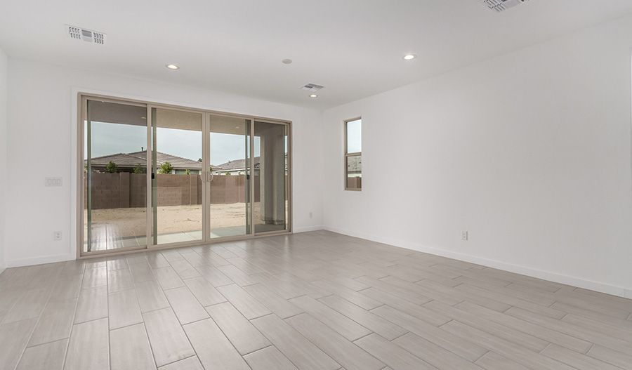 8302 N. 54th Drive (Peridot)