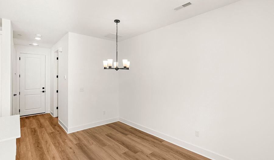 322 Lynwood Station Boulevard (Kipling)