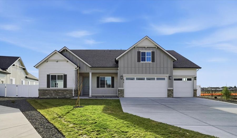 834 N. Falling Water Way