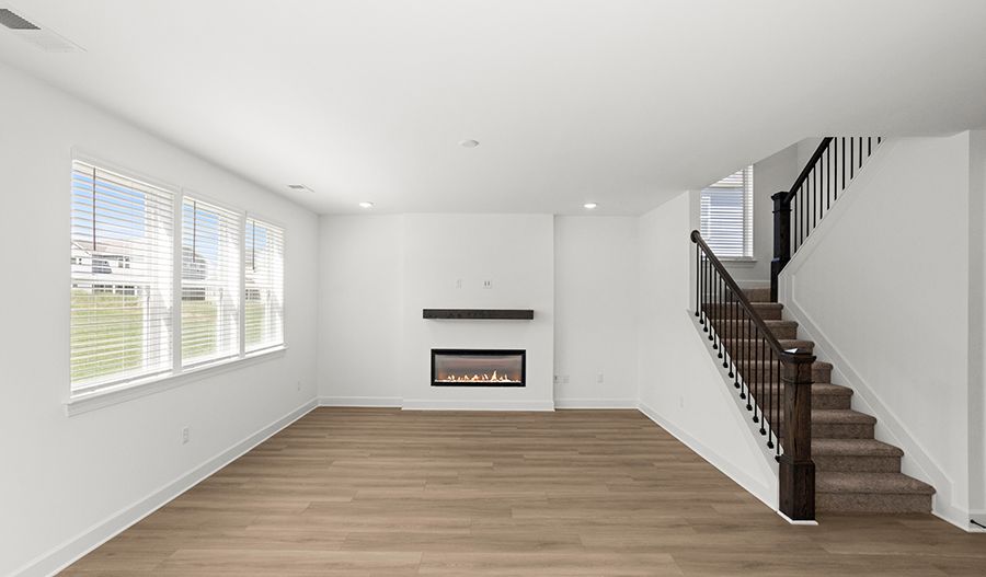 206 Acmon Blue Boulevard (Hemingway)