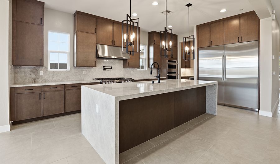 casa en Salerno Summit at SouthShore Lake Las Vegas por Richmond American Homes