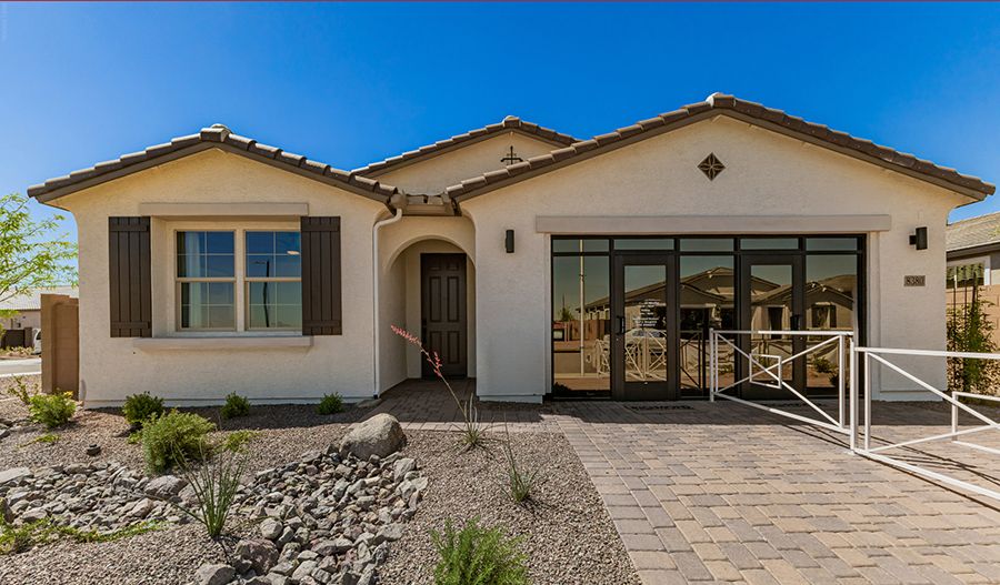 casa en Portfolio at White Tank Foothills por Richmond American Homes