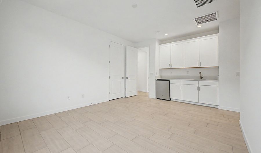 Guest Living