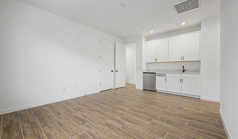 Guest Living