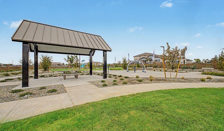 Seasons at Baker Farms Park