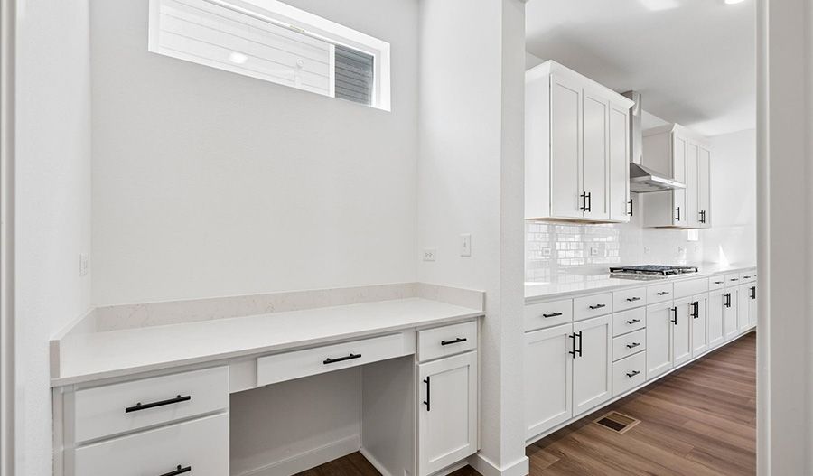 Built-in Desk