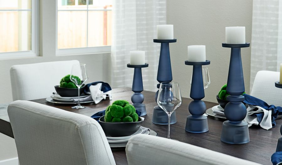 Dining Detail