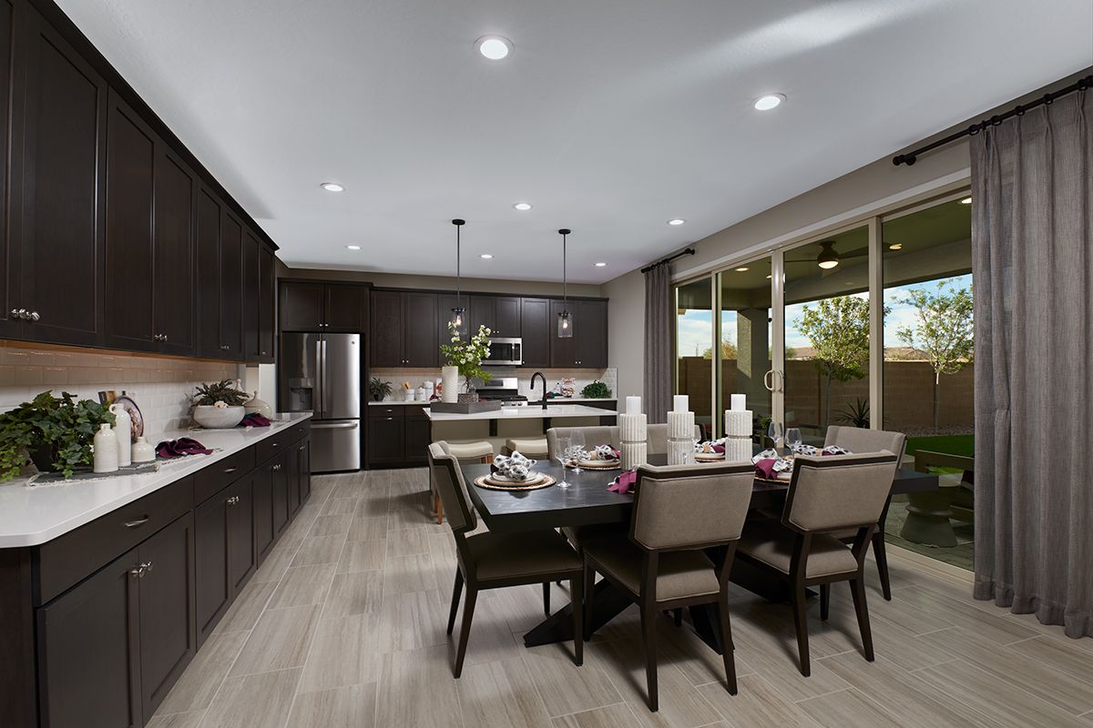 casa en Portfolio at White Tank Foothills por Richmond American Homes