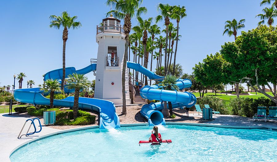 Seasons at Lucero Pool