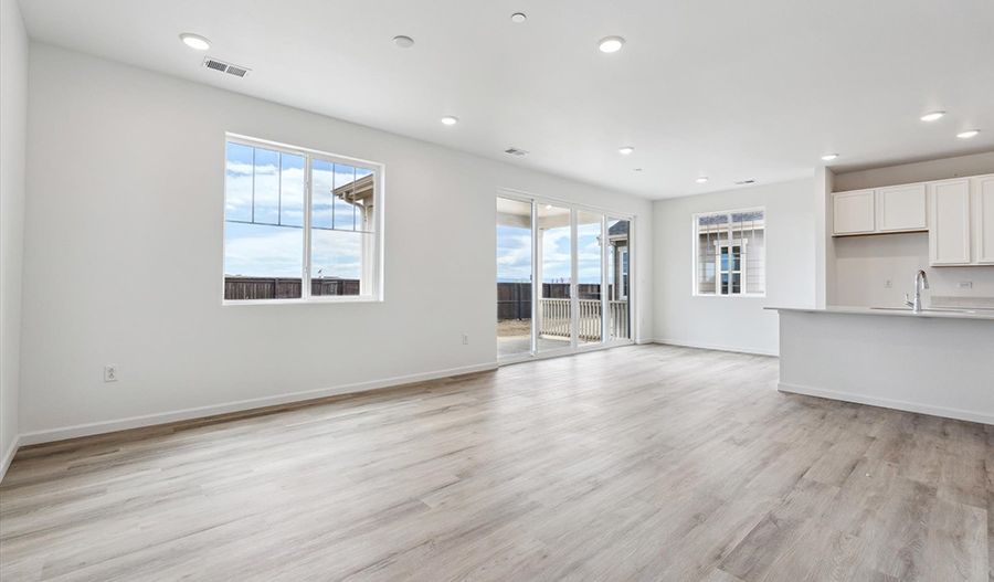 19080 E. 96th Place (Citrine)