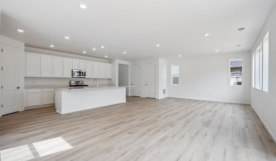 45915 Wood Thrush Avenue (Laurel)