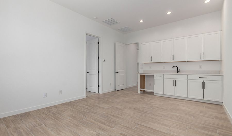 24054 N. 171st Drive (Darius)