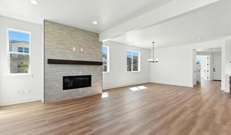 664 E. Lockhart Street (Bradford)