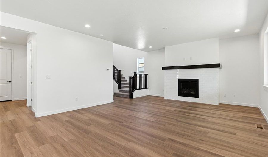2370 N. Ice Fire Avenue (Yorktown)