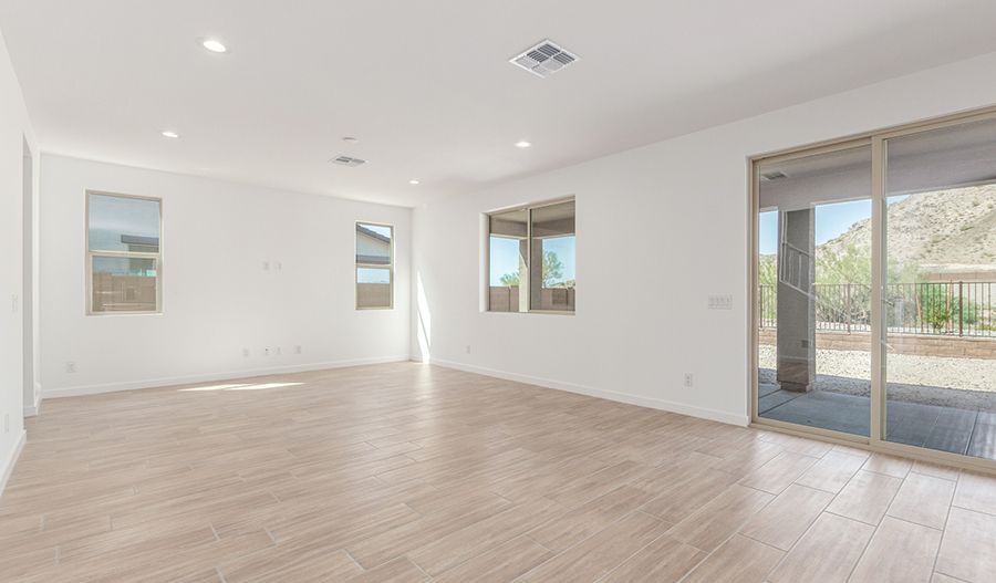 17022 W. Winston Drive (Pearl)