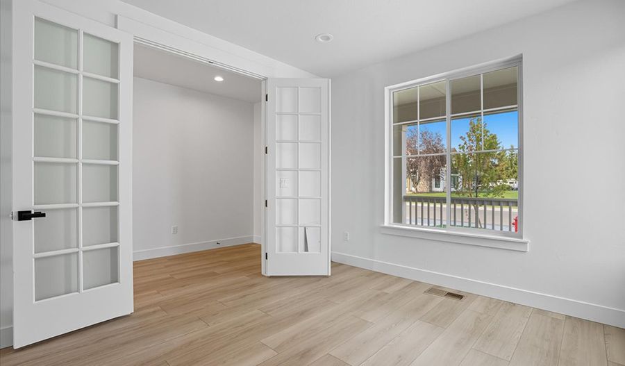 6141 N. Torva Avenue (Hemingway)