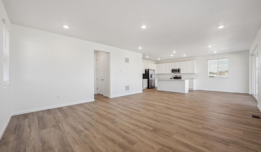 45929 Gentry Avenue (Moonstone)