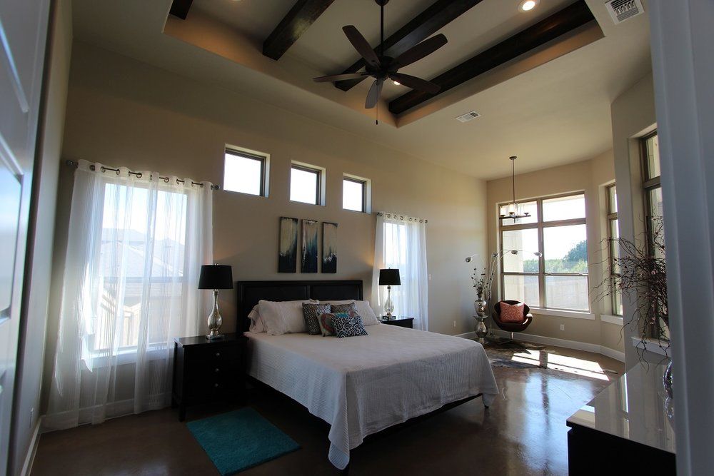 casa en MF Construction, Inc. por MF Construction, Inc.