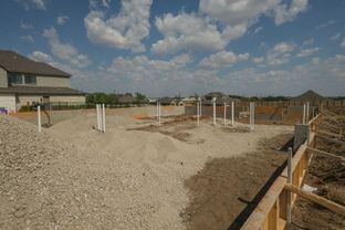 Rio Grande - Everly Estates: San Antonio, Texas - M/I Homes