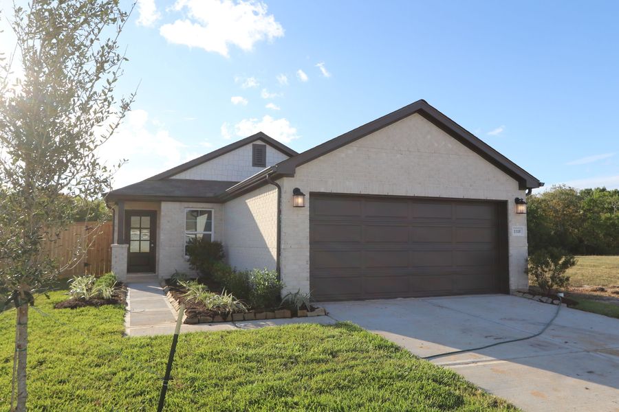 1118 Radiant Avenue (Primrose)