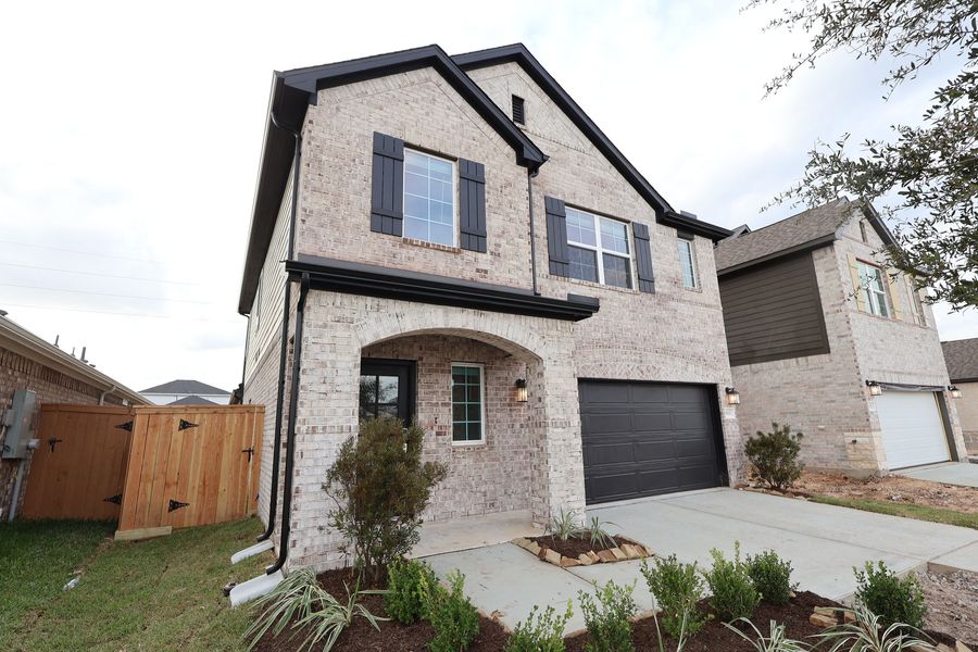 8111 Kay Harbor Drive (Dogwood)