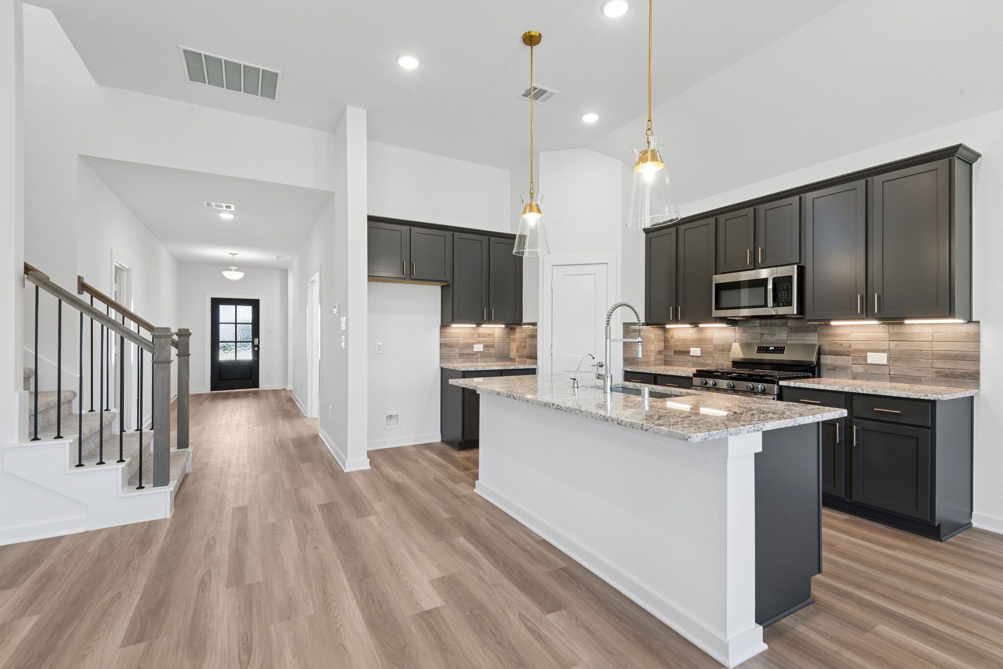 3330 Hereford Drive (Barbosa) Image