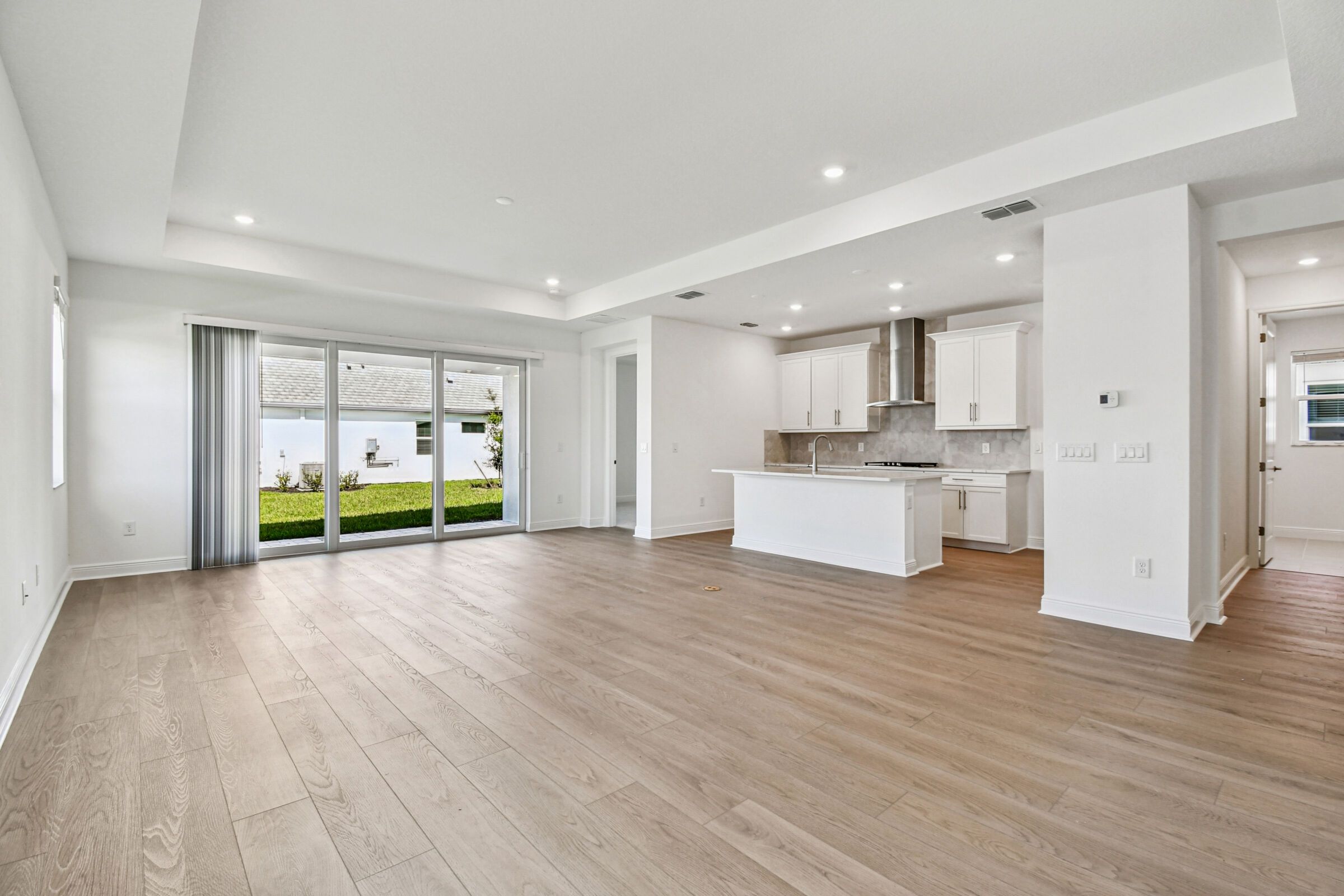 17213 Savory Mist Circle (Spinnaker)