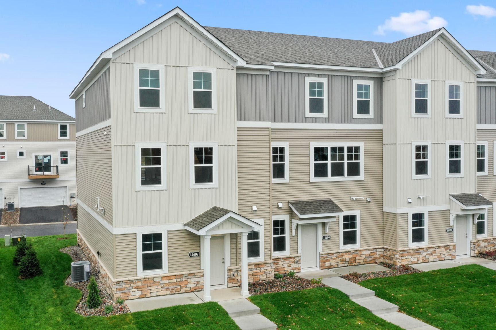 Capri - Parkside Townhomes: Ramsey, Minnesota - M/I Homes