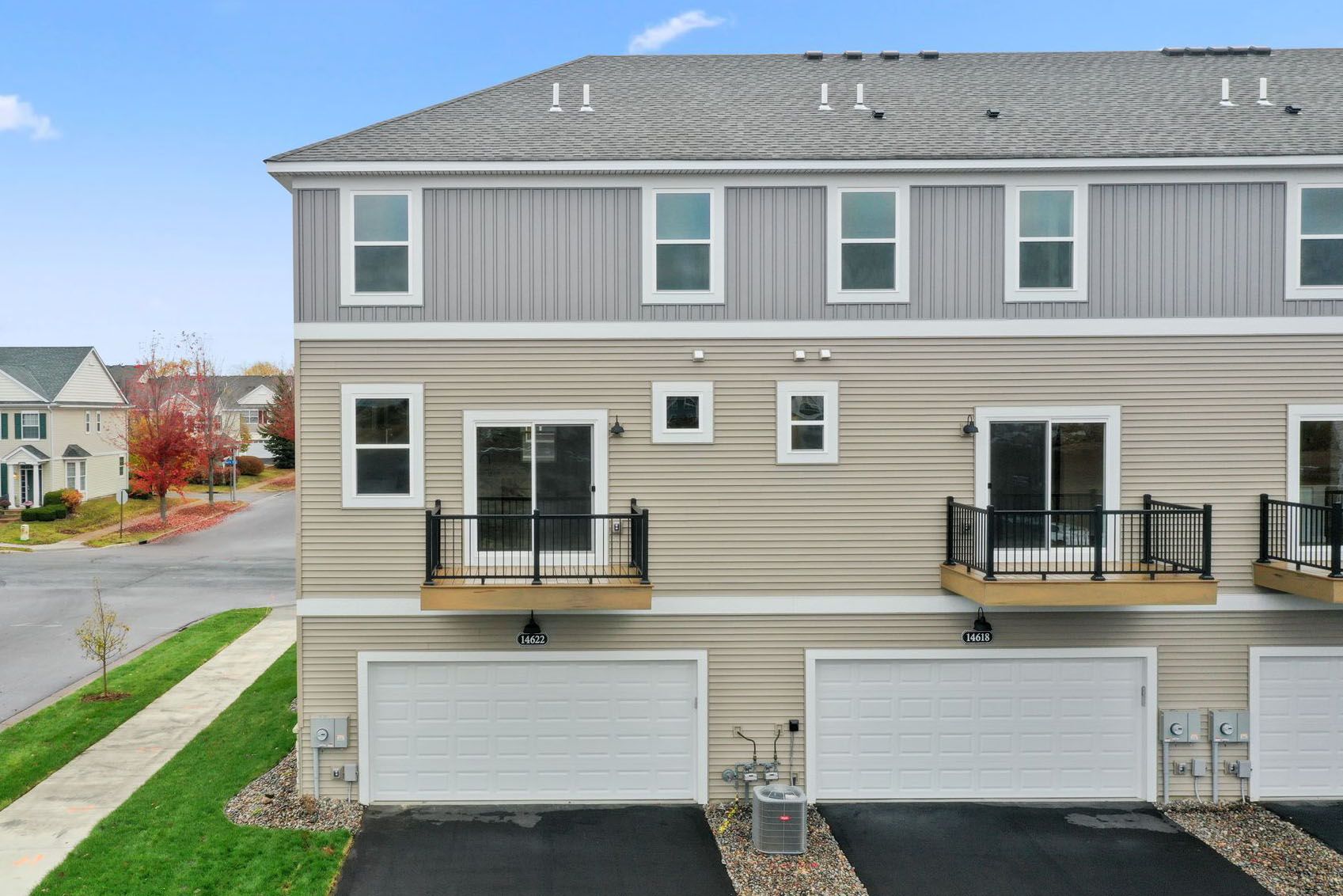 14622 Rhinestone Street NW (Capri)