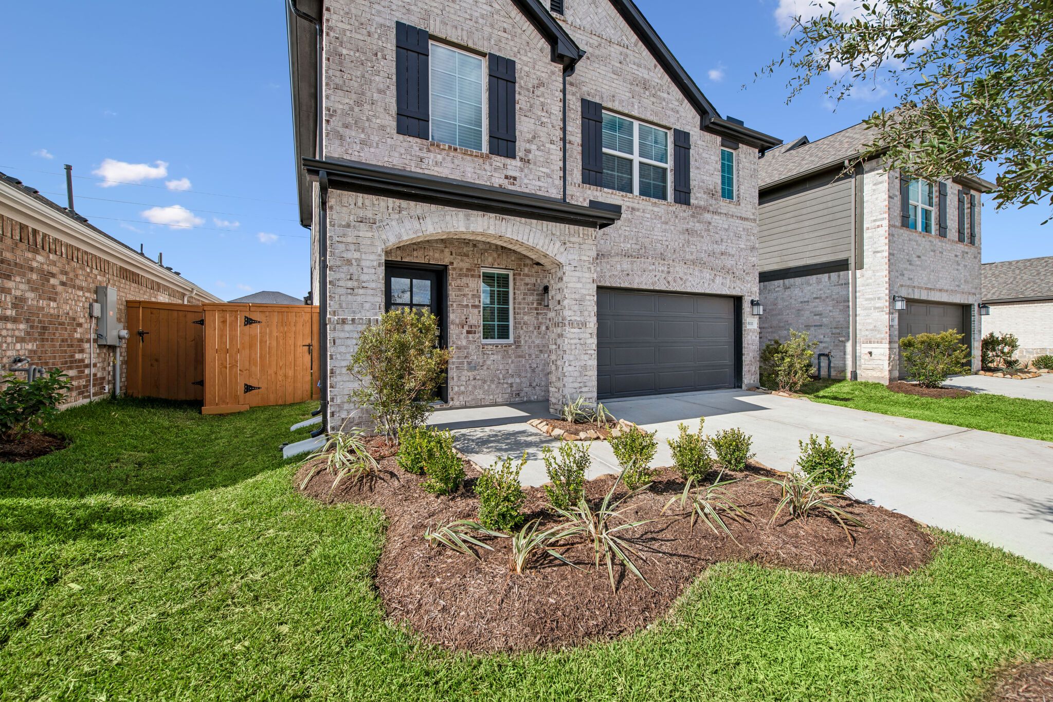 8111 Kay Harbor Drive (Dogwood)