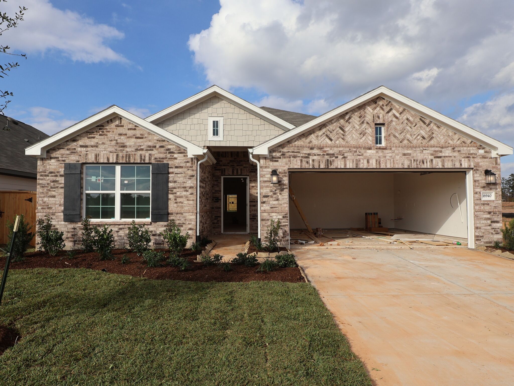 Boone - Lone Star Landing: Montgomery, Texas - M/I Homes