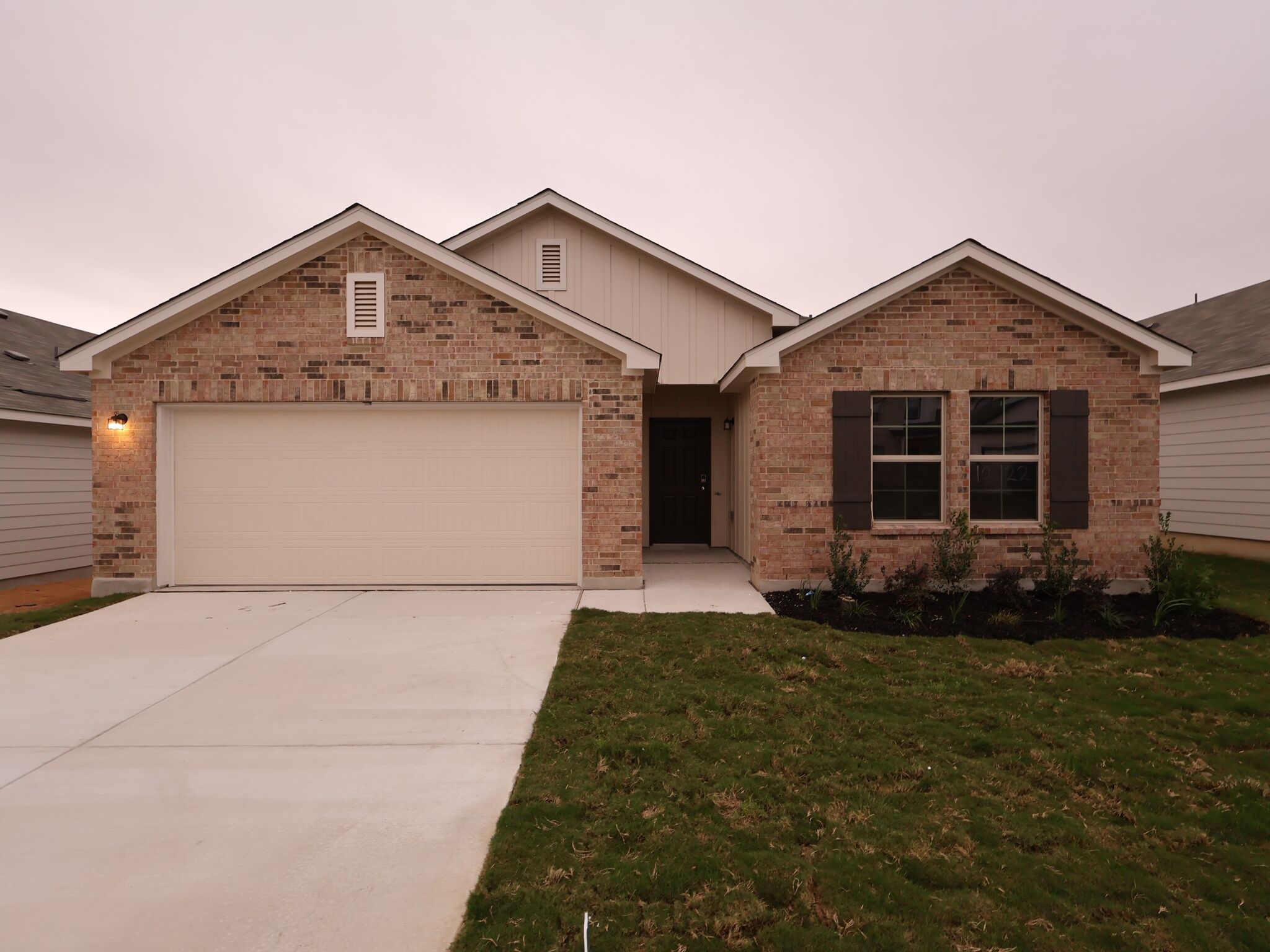 Pizarro - Paloma Park: Converse, Texas - M/I Homes