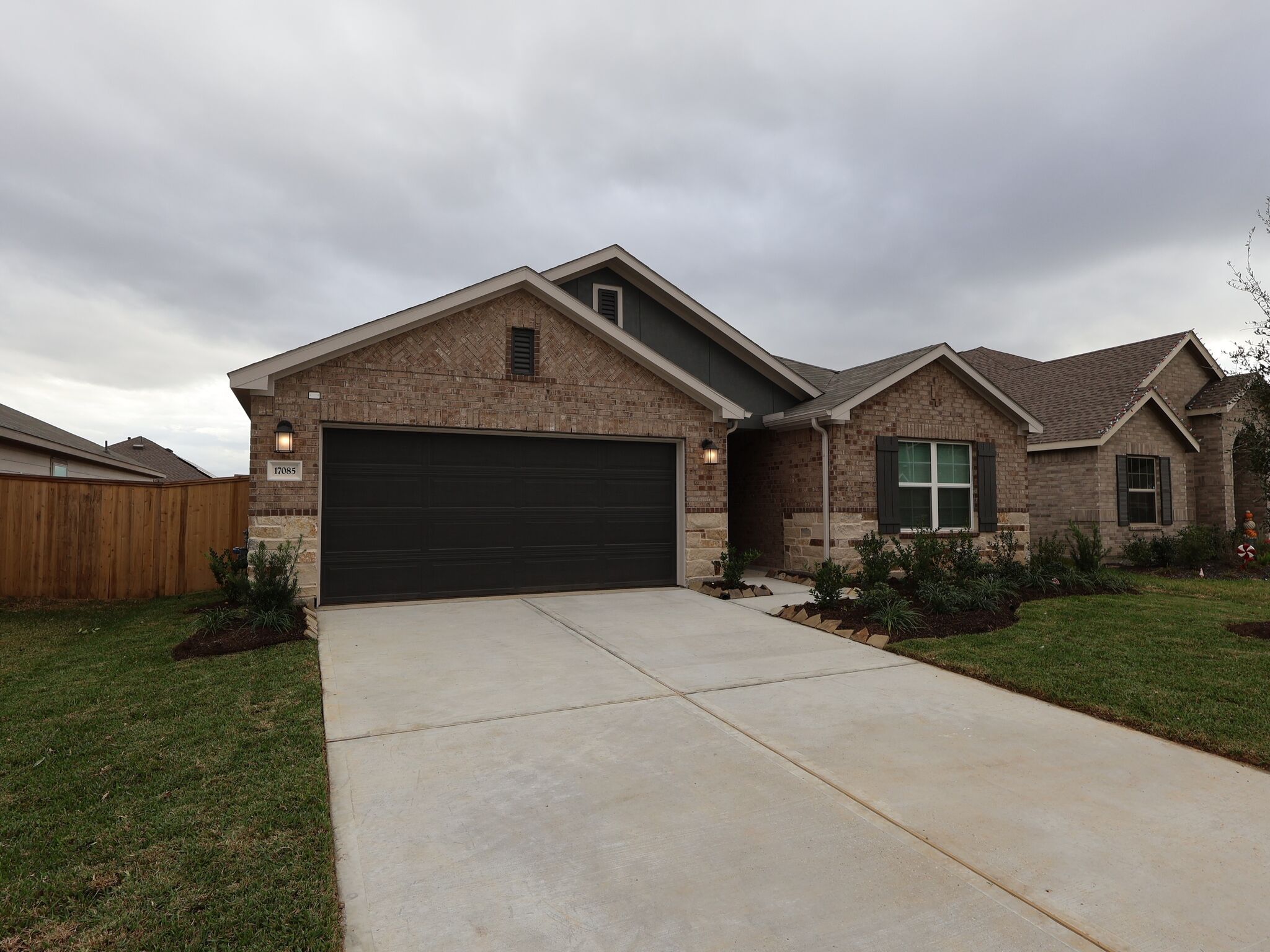 Moscoso - Pinewood At Grand Texas: New Caney, Texas - M/I Homes