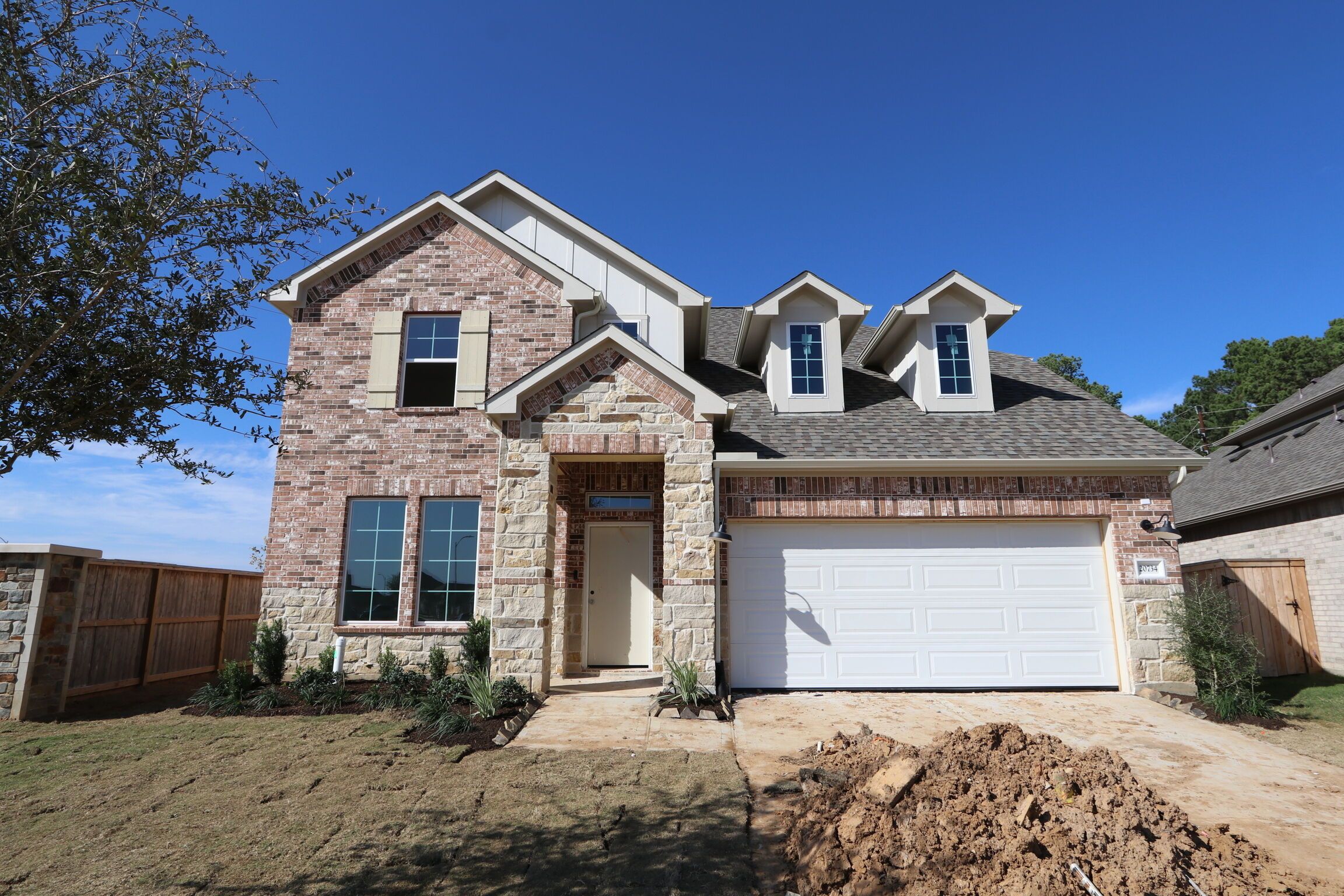 Whitley - Sorella: Tomball, Texas - M/I Homes