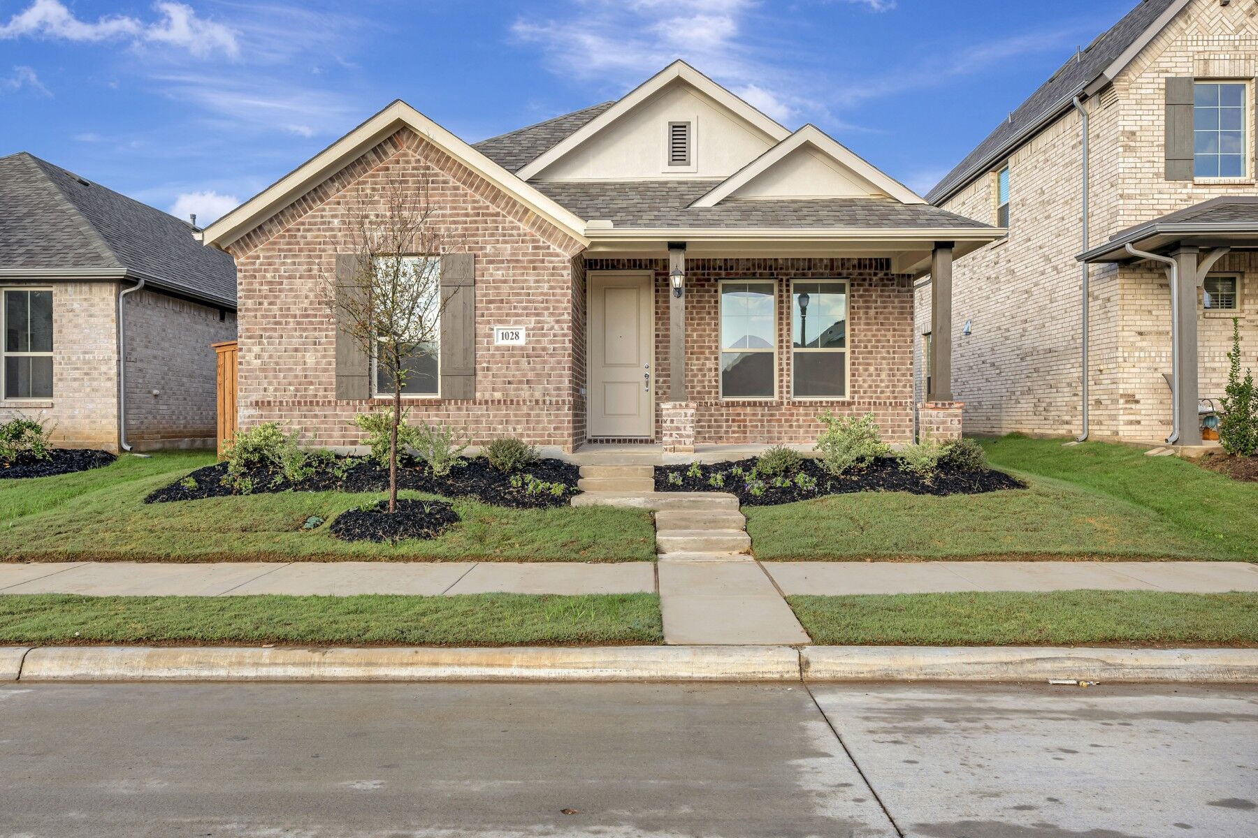 Camellia - Tarrytown: Crowley, Texas - M/I Homes